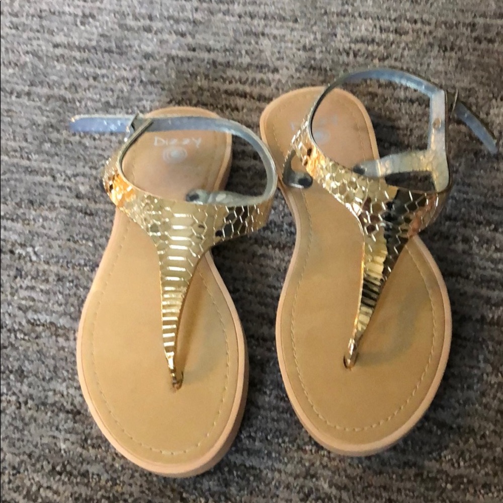 Women’s sandals